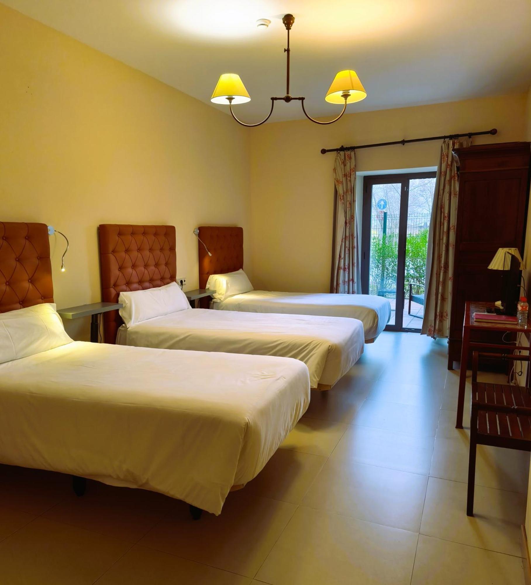 Hotel Villa มาร์กียา ภายนอก รูปภาพ