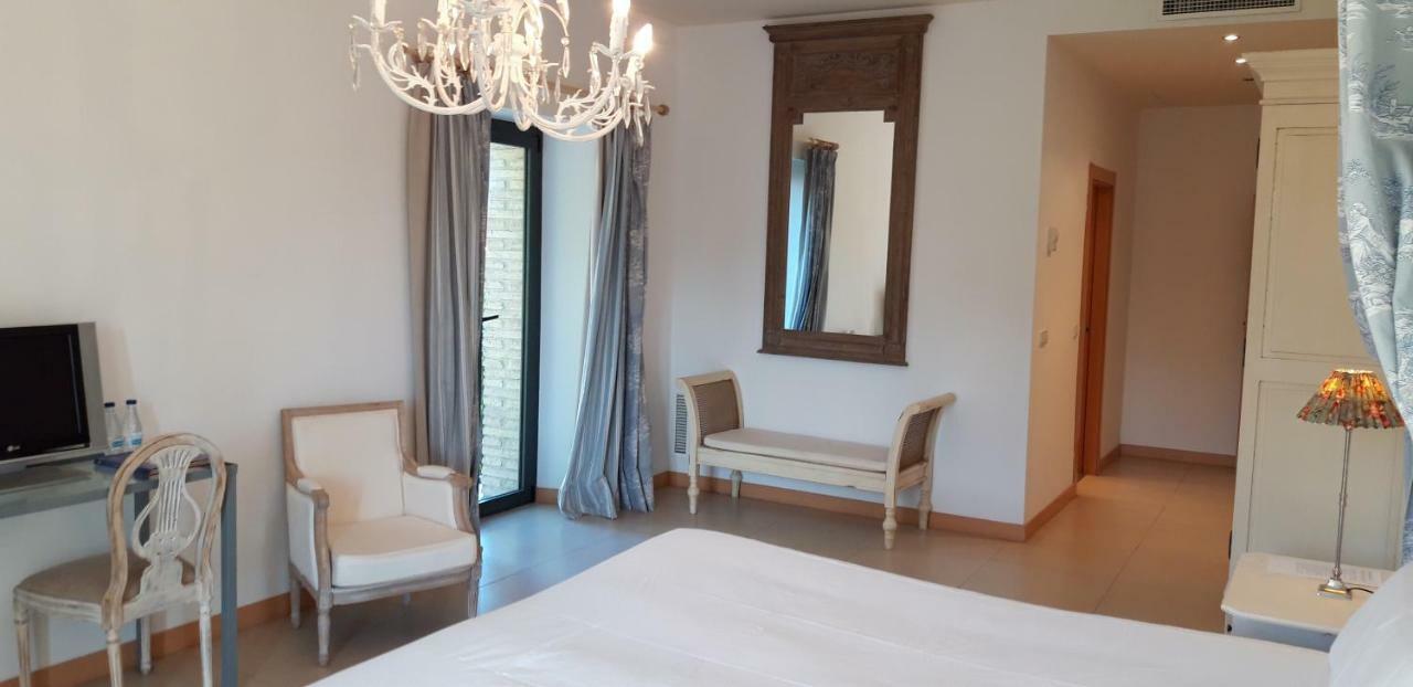 Hotel Villa มาร์กียา ภายนอก รูปภาพ
