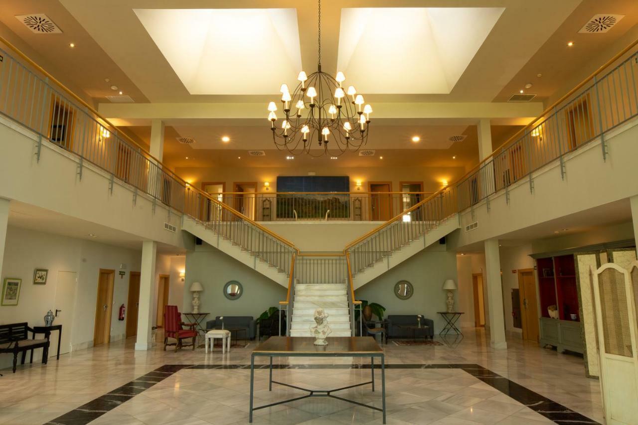 Hotel Villa มาร์กียา ภายนอก รูปภาพ